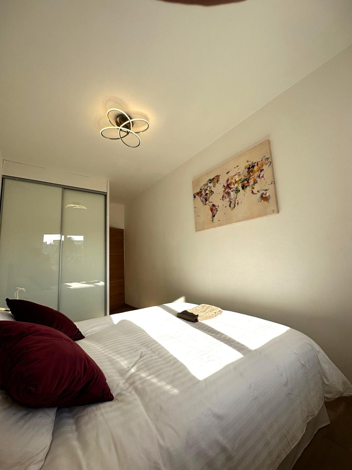 Apartamento Arena Center Town Reims Exterior foto